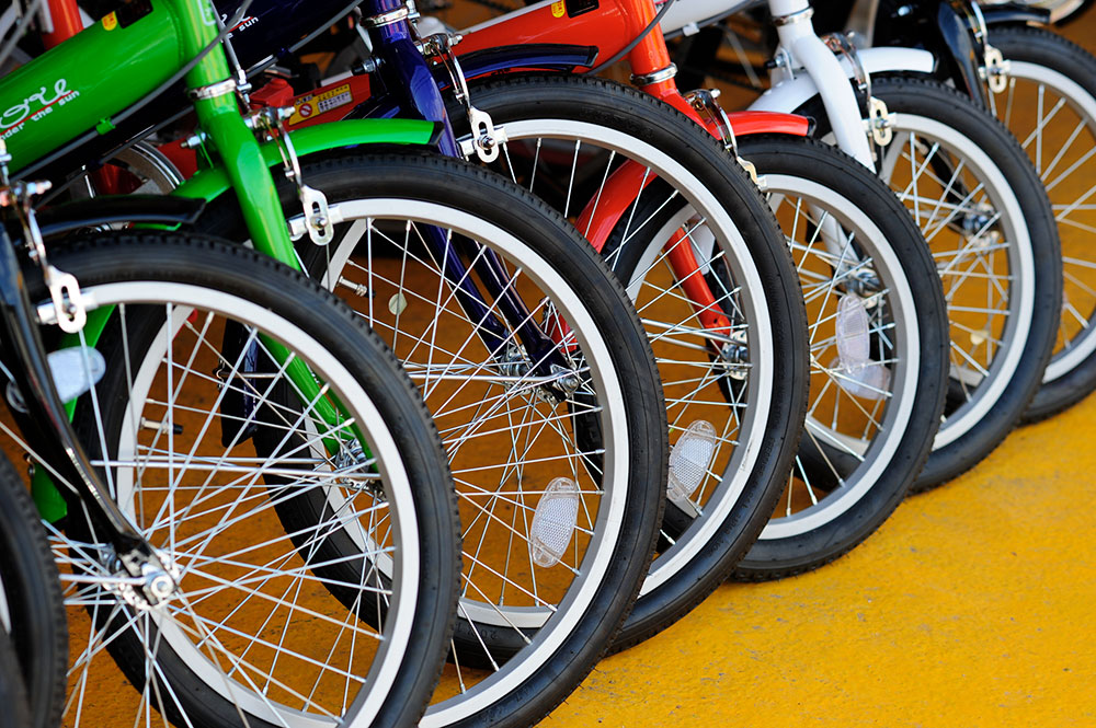 自転車の人気色は何色？大人・子どもそれぞれの売れ筋カラーをメーカーが紹介